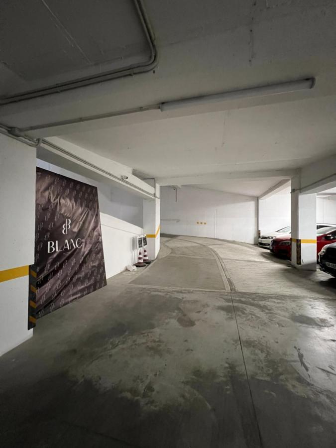 Blanc 7 Apartment Tirana Exterior photo